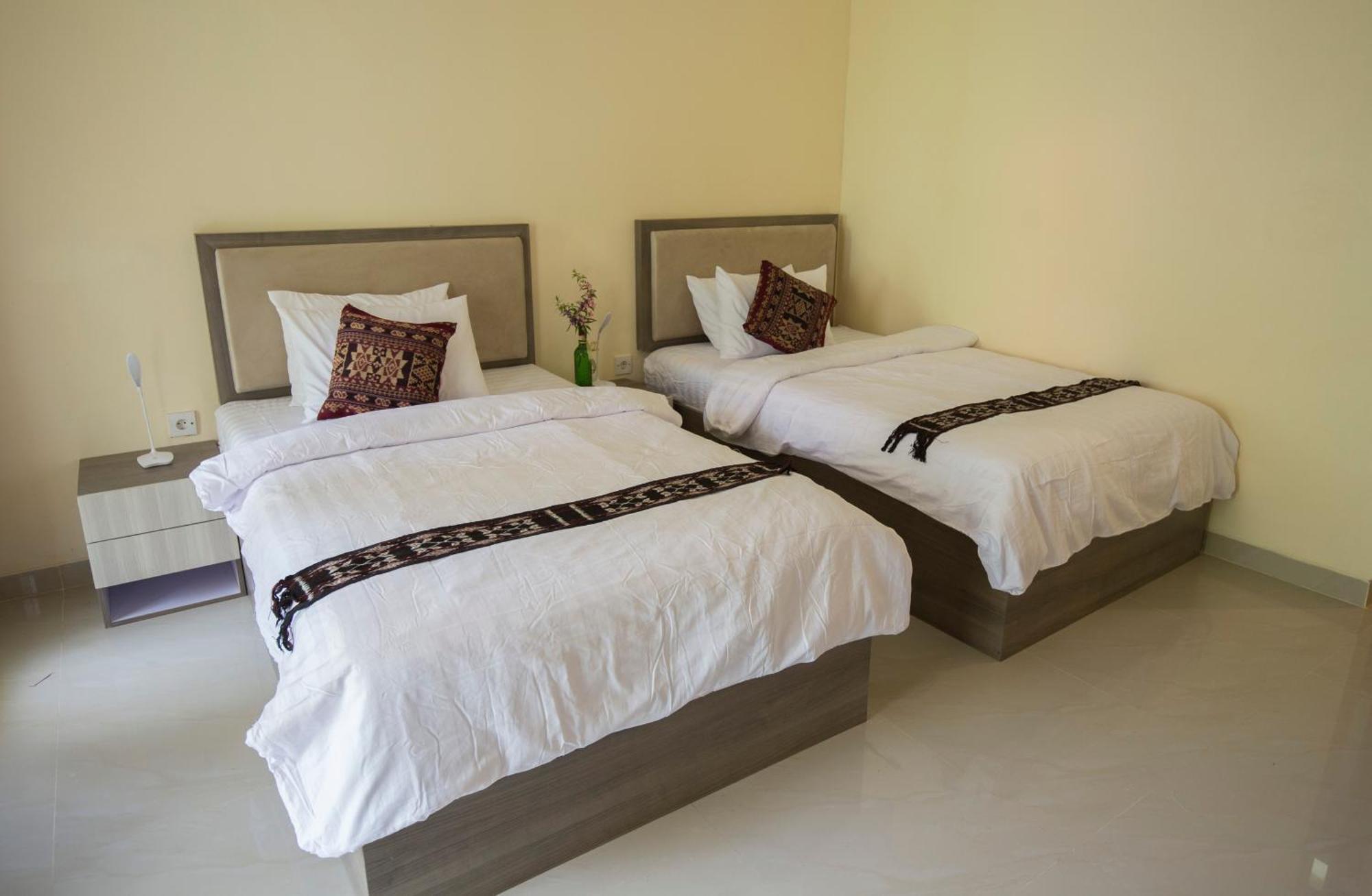 Ara Garden Inn, Accommodation, Yoga Studio & Spa Ruteng Kültér fotó